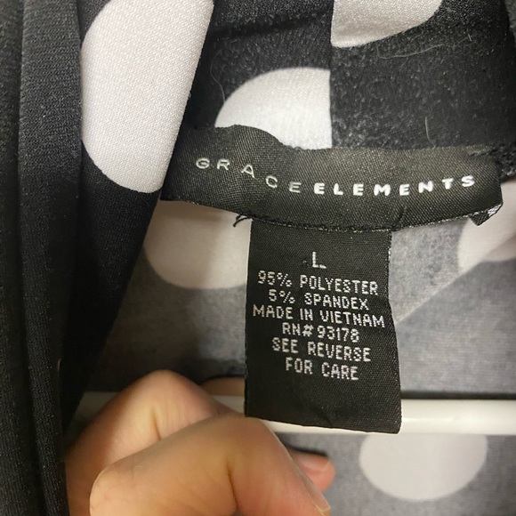 2/$30⚡️- SHIRT | Women’s Grace Elements blouse size large - Picture 2 of 3